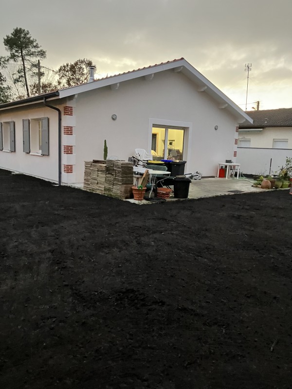 Mise en place de terre végétale