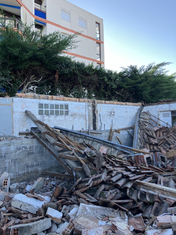 DEMOLITION D UNE MAISON DE VILLE A ARCACHON