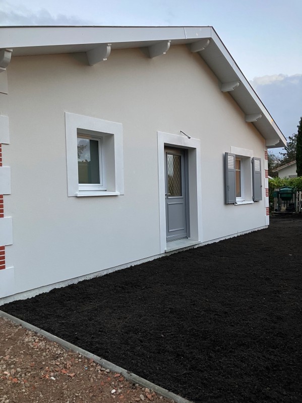 Mise en place de terre végétale